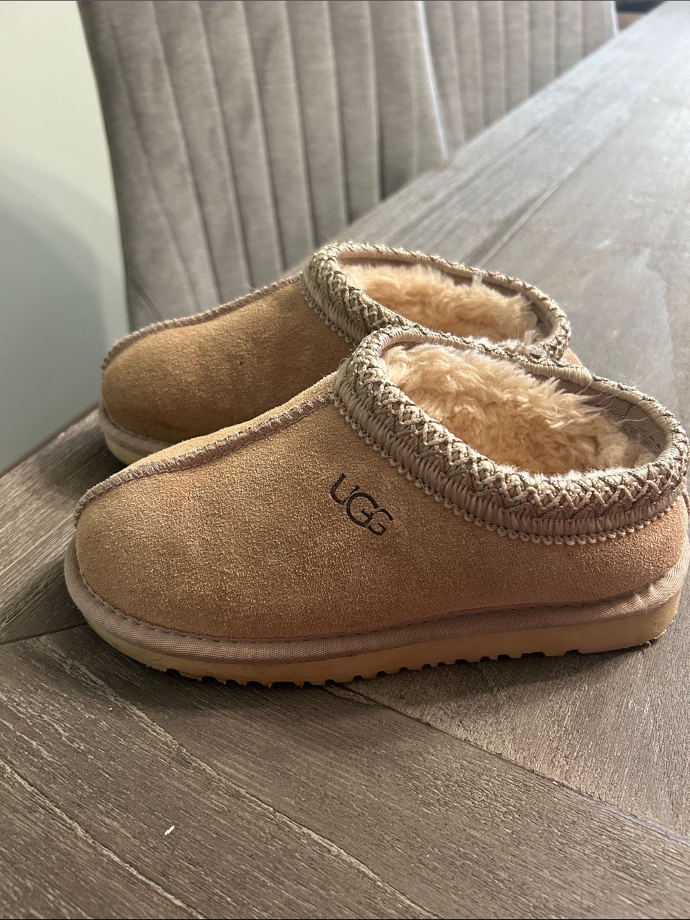 UGG Kids Cozy Shearling-Lined Slip-On One-Piece - Chestnut